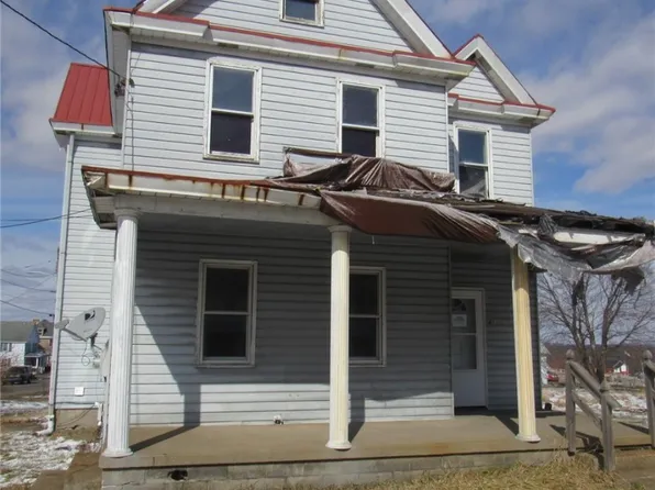 499 Coolspring St N, Uniontown, PA 15401