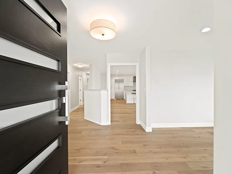 5821 Corral Way — Photo 4