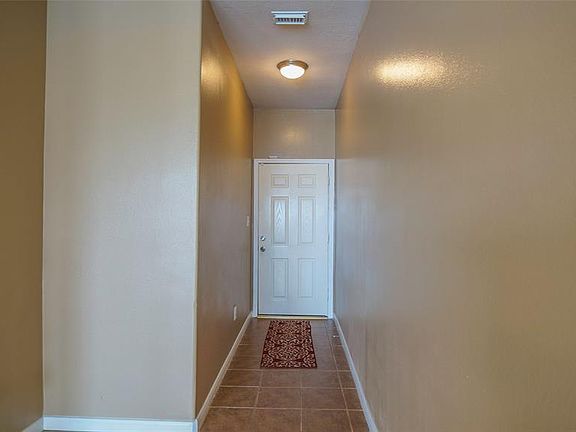 4th image of 15815 Misty Loch Ln