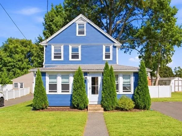 96 Catherine St, Chicopee, MA 01013