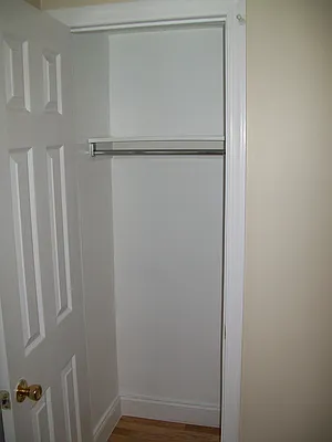 Rented by BuySell Real Estate Inc | media 37