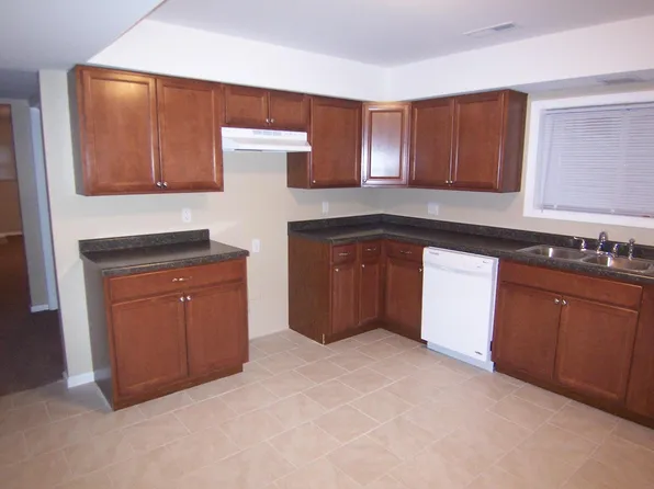 7926 North Dr #1, Highland, IN 46322