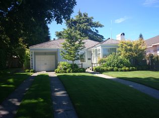 2279 Viewmont Way W, Seattle, WA 98199