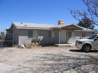 626 Smoketree Rd, Pinon Hills, CA 92372