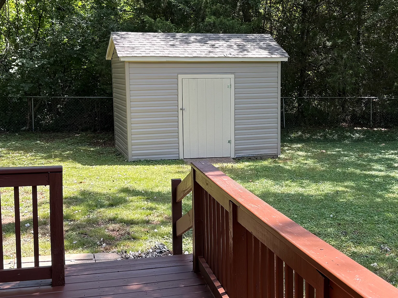3 bed, 1.5 bath, 1100 sqft, $1,700 — Photo 2