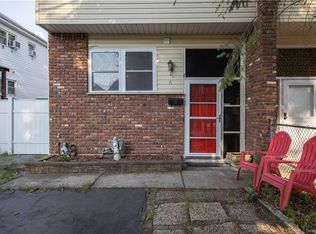6 Temple Ln, Suffern, NY 10901