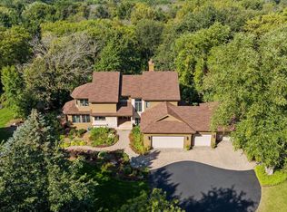 6287 Crackleberry Trl, Woodbury, MN 55129