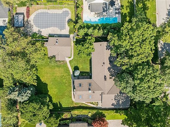 2nd image of 138 Appleby Pl