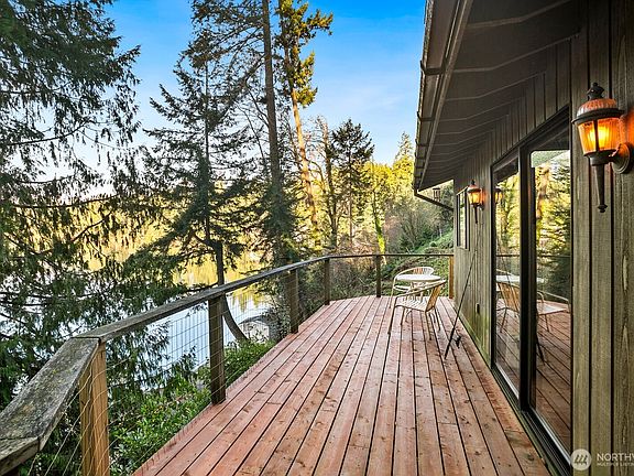 4th image of 23012 SE Lake Wilderness Drive S