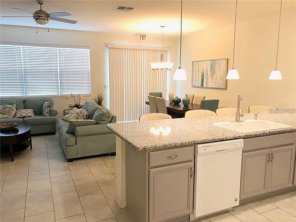 4th image of 5145 Crown Haven Dr
