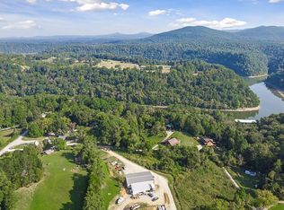 5536 Eastport Rd, Alpine, TN 38543