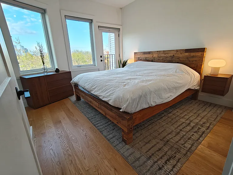 104 Ege Ave #2 — Photo 6