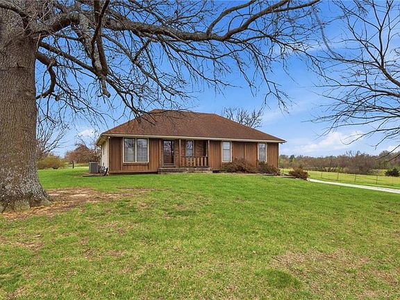 3rd image of 24801 E Cowherd Rd