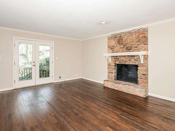 5th image of 7127 Riverside Dr