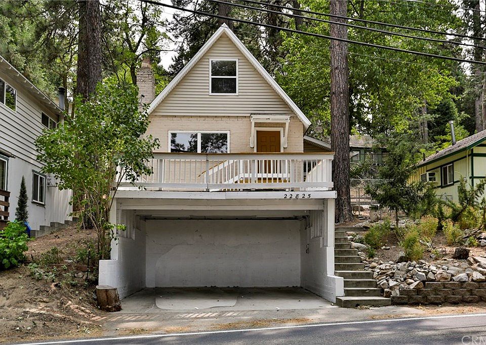 1st image of 22825 Waters Dr