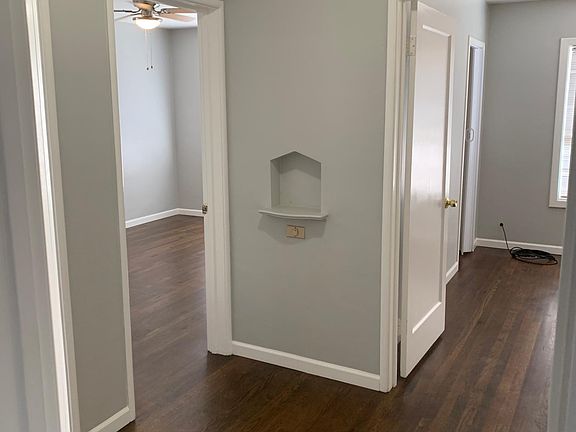 3rd image of 1016 W Mendocino Ave