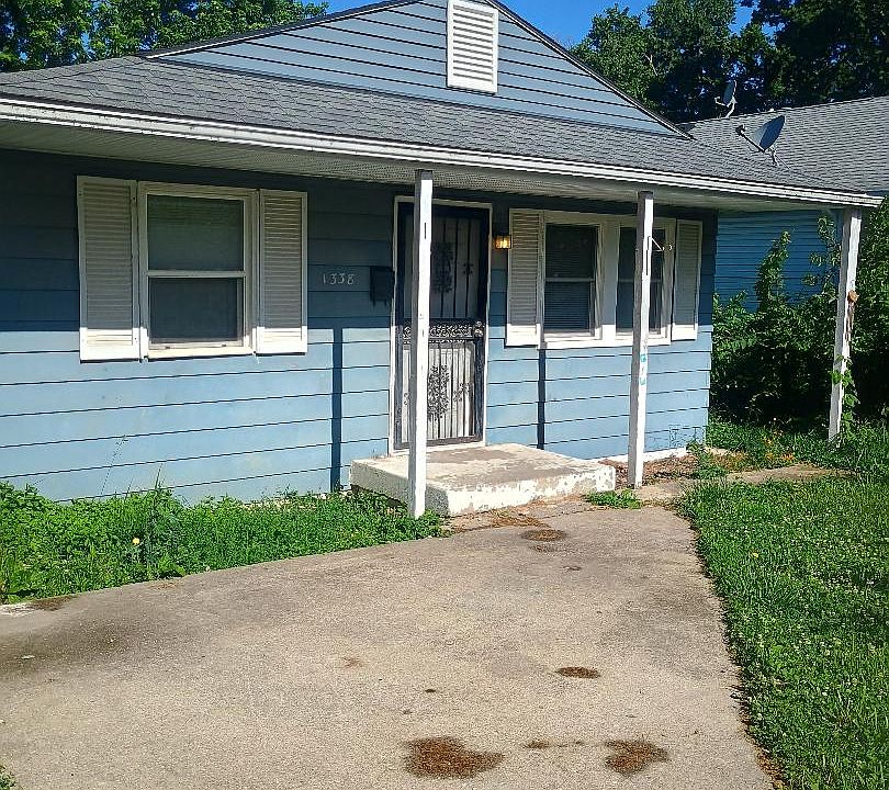 1st image of 1338 S Pershing Ave