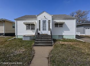 236 S Main Ave, Dickinson, ND 58601