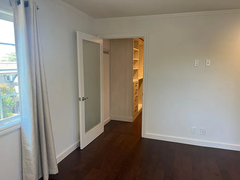 2108 Hillside Dr — Photo 27