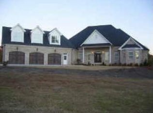 7610 Holyoke Rd, Cumming, GA 30040