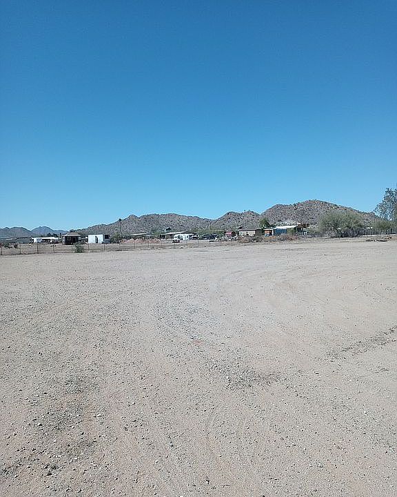 2nd image of 2156 W Bonnie Ln
