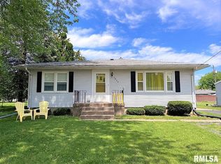 1935 McMasters Ave, Galesburg, IL 61401