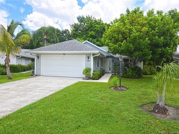 3867 SE Bluebill Pl, Stuart, FL 34997