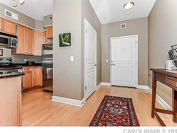 2nd image of 1320 Fillmore Ave Unit 329