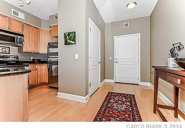 1320 Fillmore Ave #329 — Photo 2