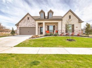 1809 W Westhill Dr, Cleburne, TX 76033