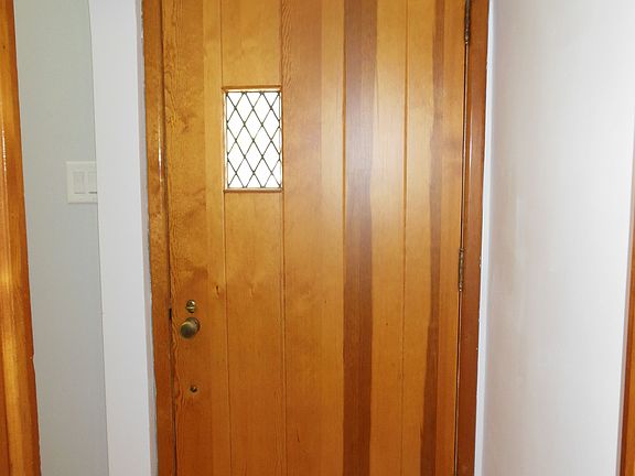 Front Door that's charming