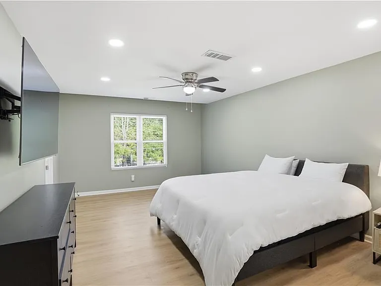 746 Joseph E Lowery Blvd SW — Photo 16