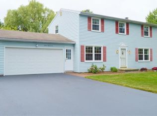 795 Lauren Ct, Webster, NY 14580