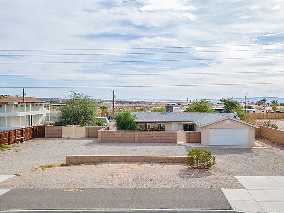 3rd image of 1220 Riverview Drive