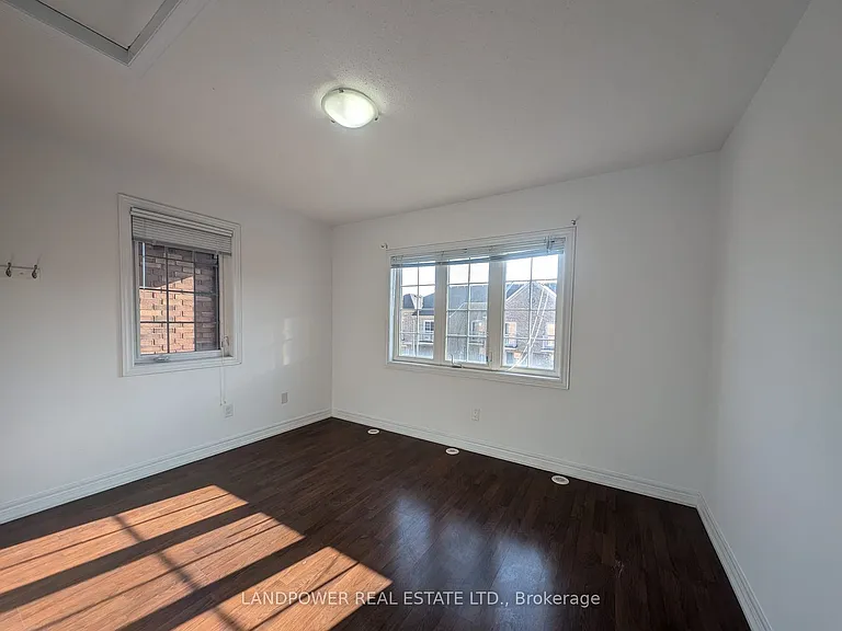 9872 McCowan Rd — Photo 12
