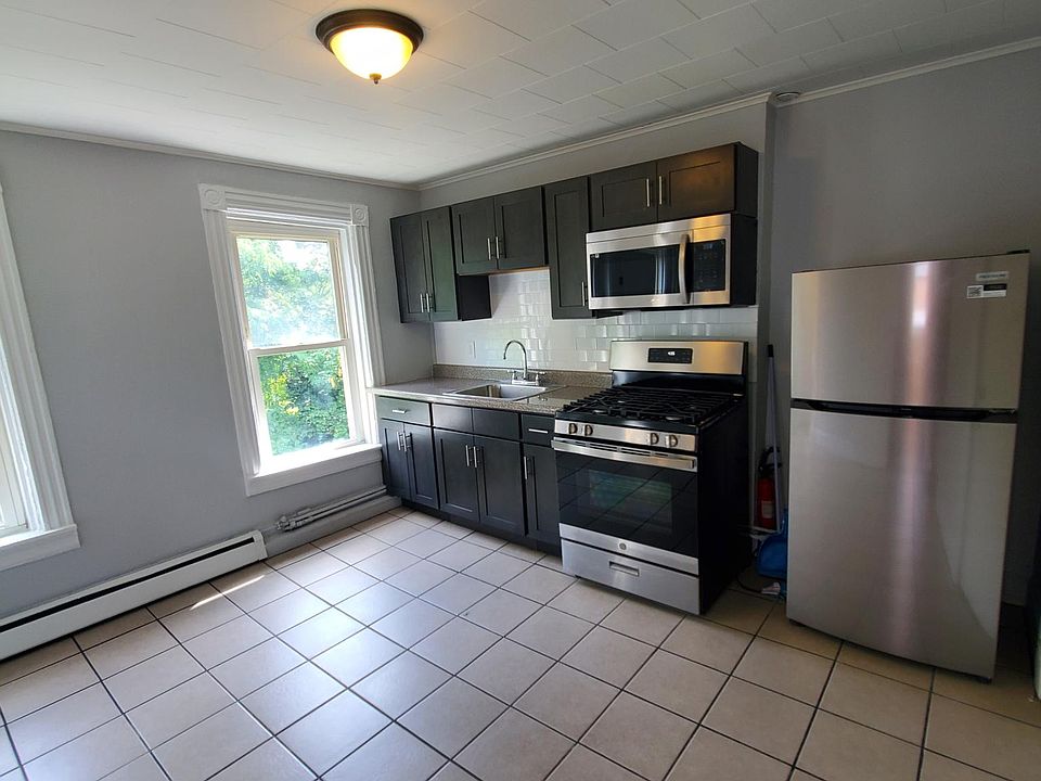 1st image of 85 Mill St #6
