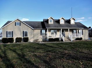 22232 N Harmony Ln, Texico, IL 62889