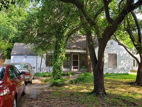 2nd image of 9038 Forest Hills Blvd