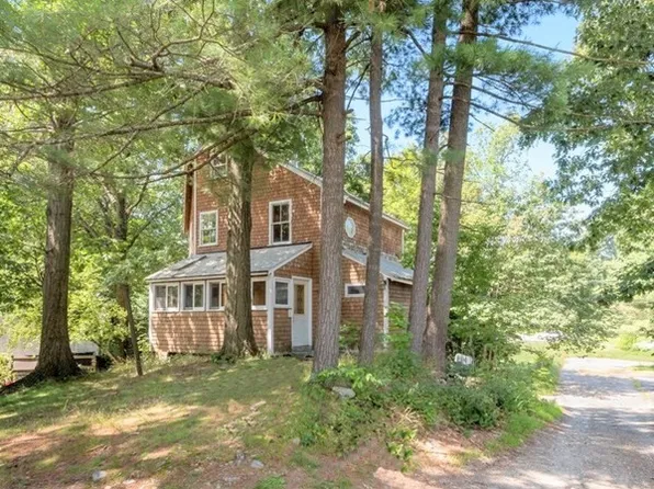 2 Teconnett Path, Worcester, MA 01605