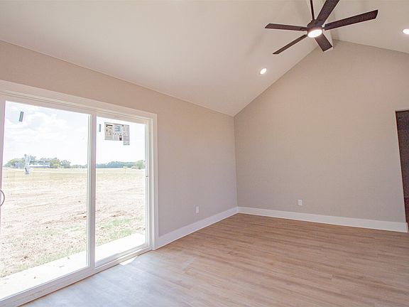 4th image of 175 Treaty Rd