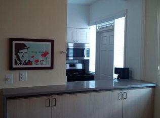 4710 Pine Tree Dr APT 28, Miami Beach, FL 33140