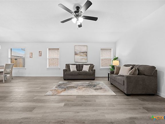 4th image of 8815 Sky Crest Dr