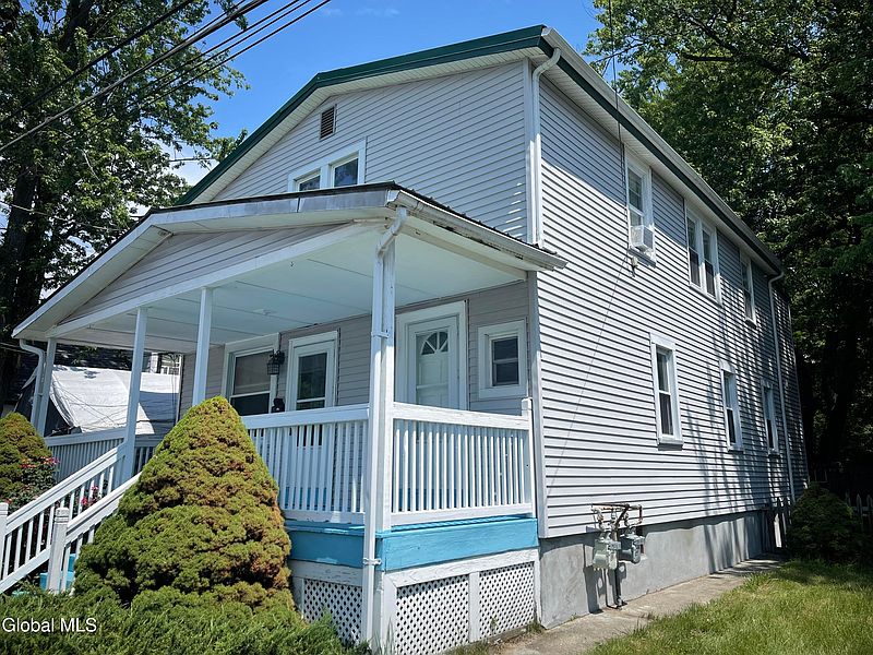 2nd image of 11 Sunnyside Avenue