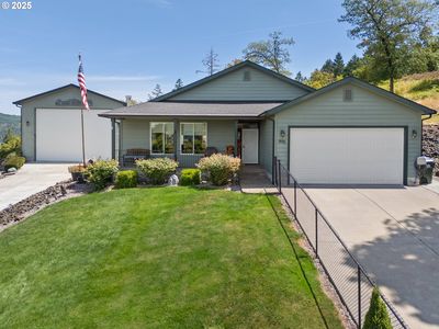 895 Valley Vista St, Sutherlin, OR, 97479