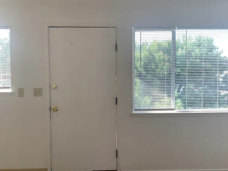 2835 David Ave #15 — Photo 9