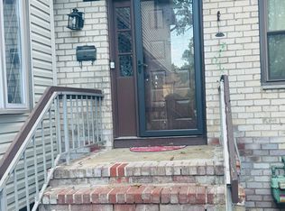 108 Highview Dr, Woodbridge, NJ 07095