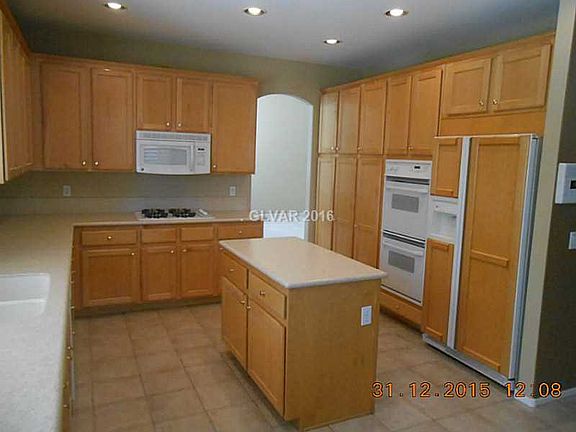 5th image of 2100 Springstead St