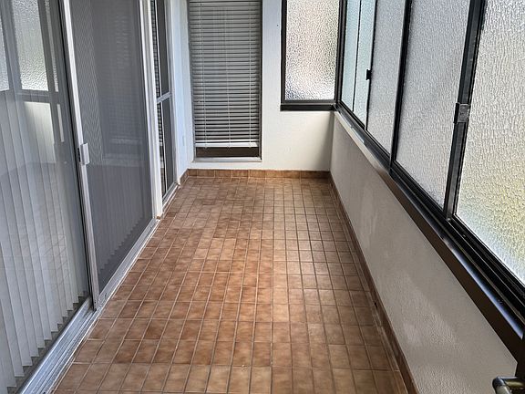 4th image of 11670 Chenault St #5-D