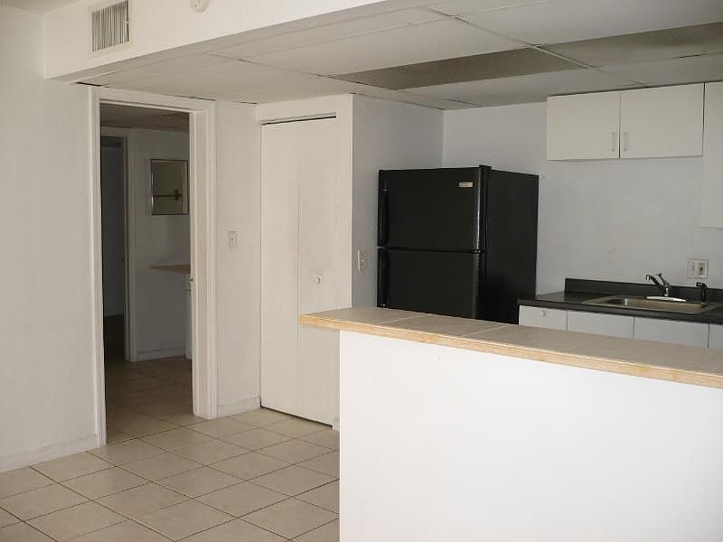 2nd image of 606 Ixoria Ave APT A3