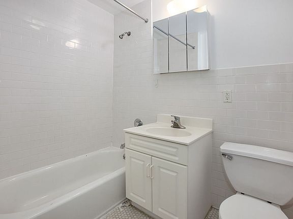 5th image of 60 W 14th St APT 2A